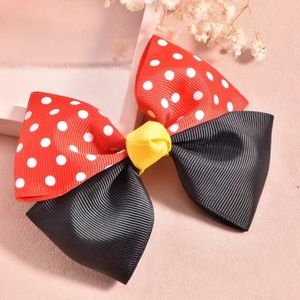 NWT Minnie Mouse Hair Bow